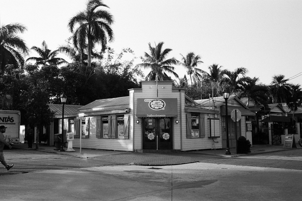 Key-West-Florida-film-photography-by-Studio-L-travel-photographer-Laura-Schneider-_11