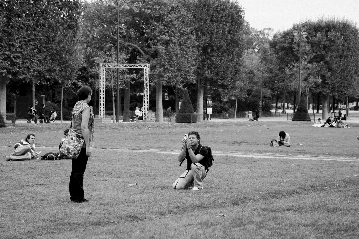 Eiffel-Tower-Paris-France-fine-art-photography-by-Studio-L-artist-Laura-Schneider_-5130